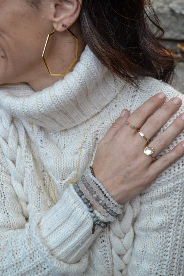 Provision and Protection White Rhodium Plate Clear Quartz Round Matte Amplify Stretch Bracelet