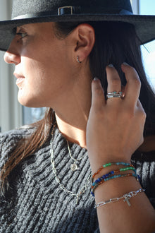 James Collection White Rhodium Plate Faceted Shank Brightly Polished Ring